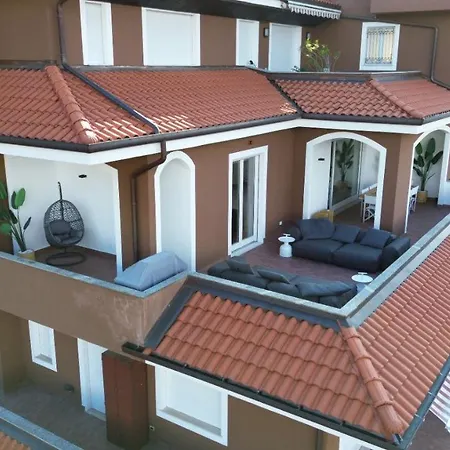 270 Apartament *